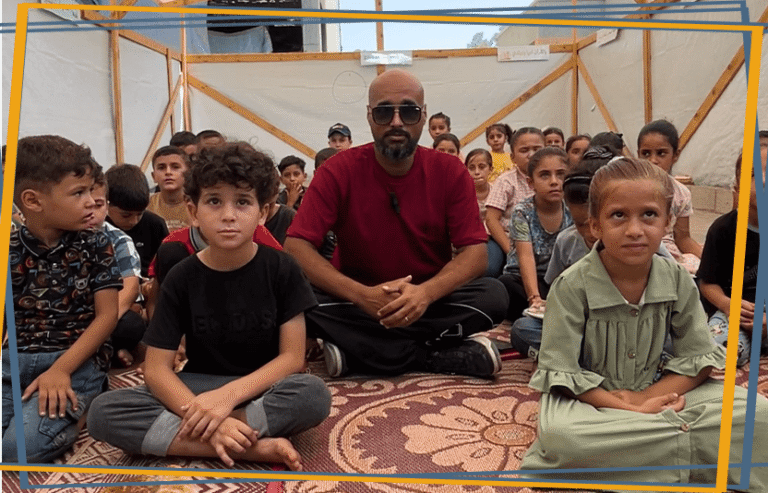 توزيع وجبات المعجنات